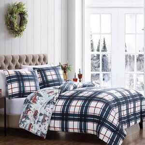 Hallmart Collectibles Holiday Town Square 3-Pc. Comforter Set